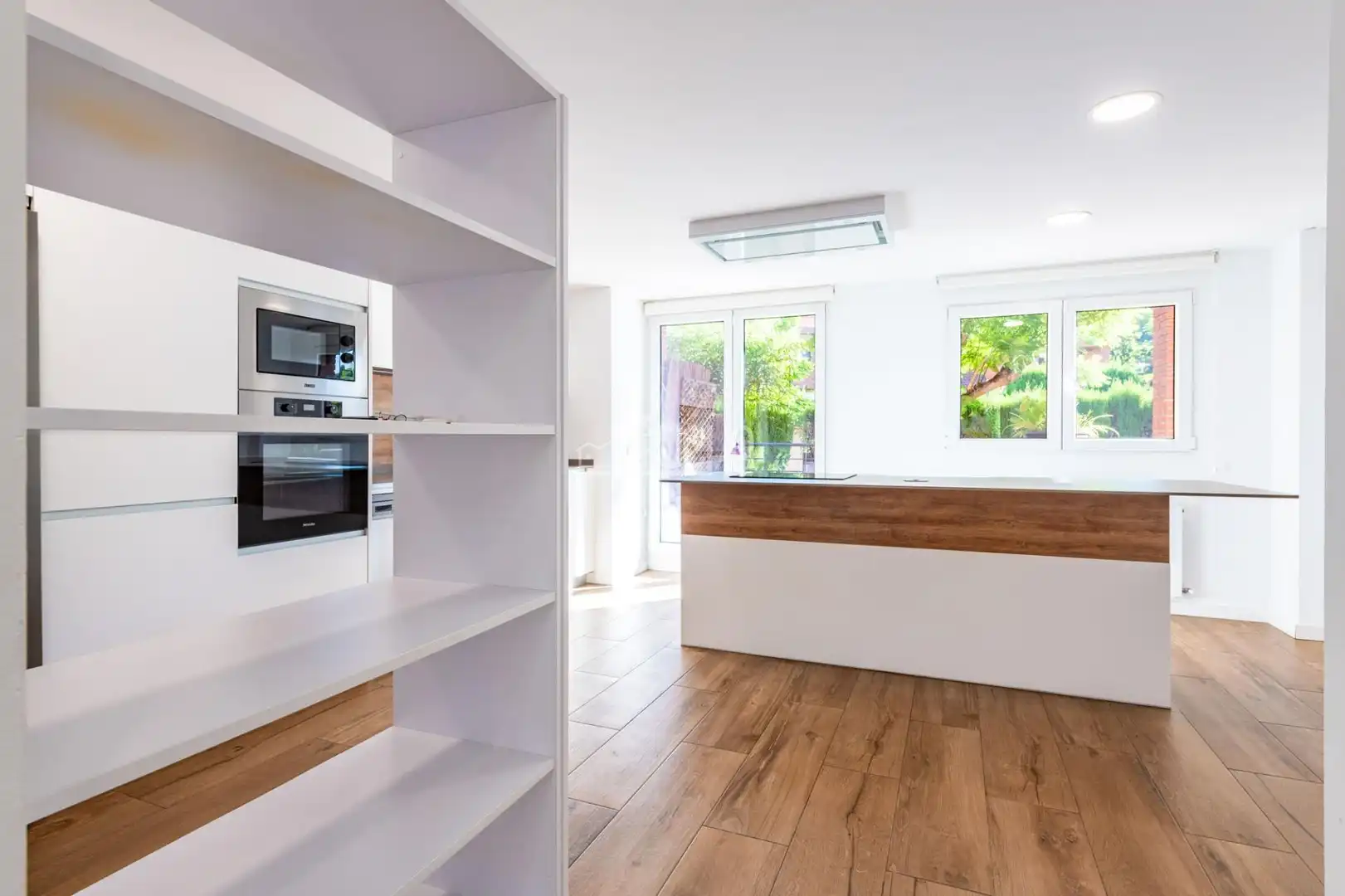 Semi-detached house with terrace for sale in Mas Camarena, imagen 2