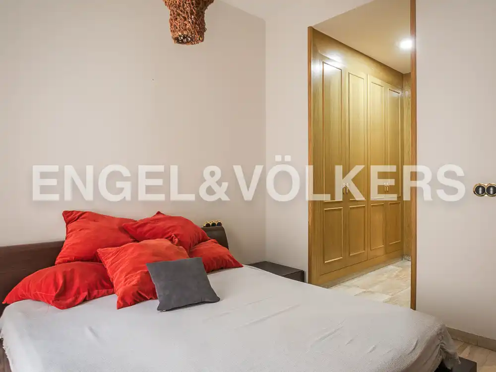 Habitación de Piso de alquiler en Valencia con Aire acondicionado, Calefacción y Parquet