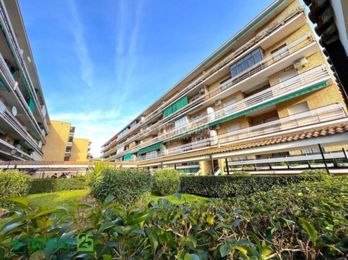 Exterior view of Flat for sale in Ocaña  with Air Conditioner and Terrace