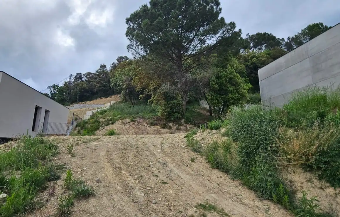 Terreny residencial en venda a Montagut i Oix, imagen 4