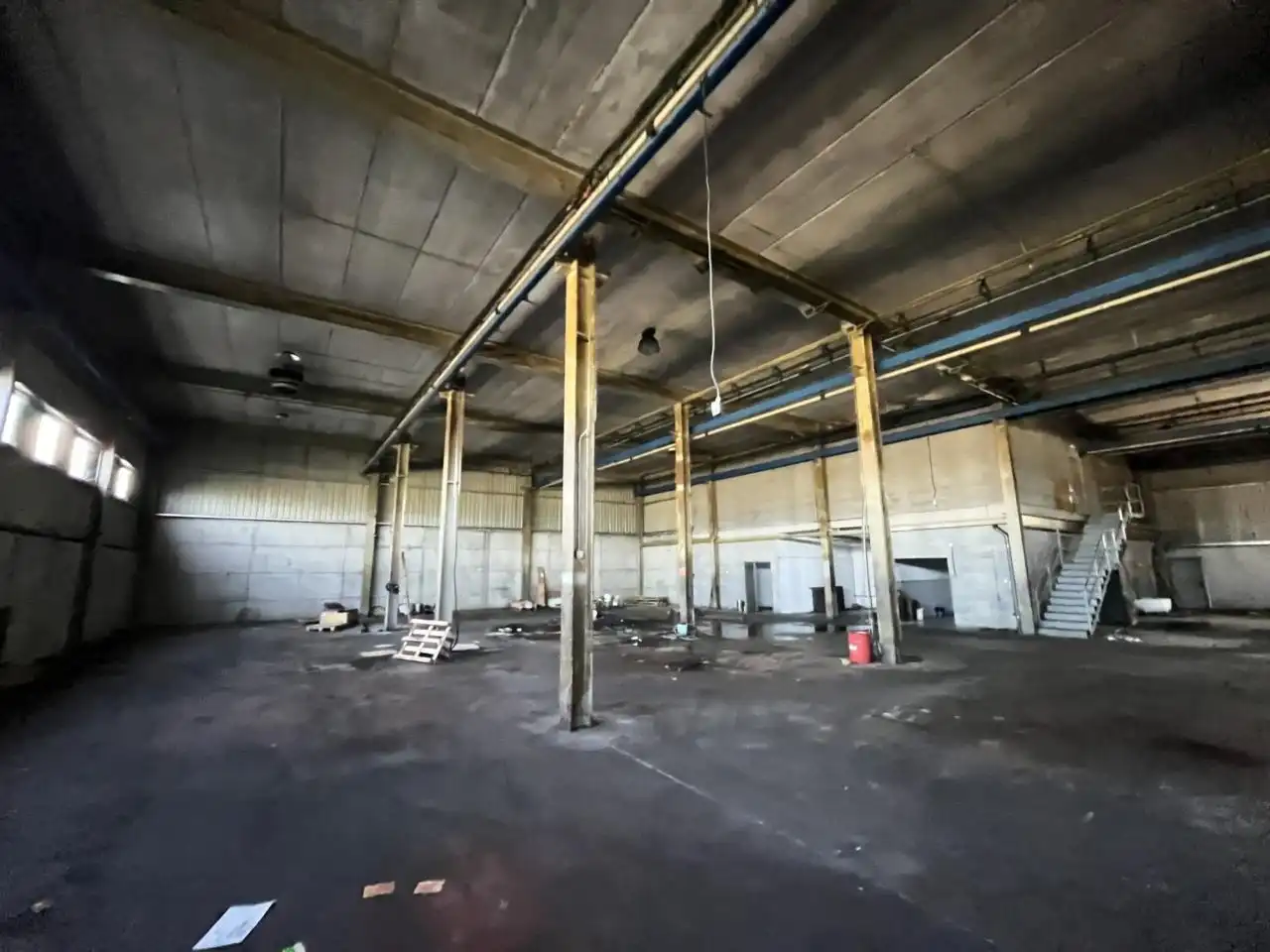 Nave industrial en venta en Manlleu con Alarma