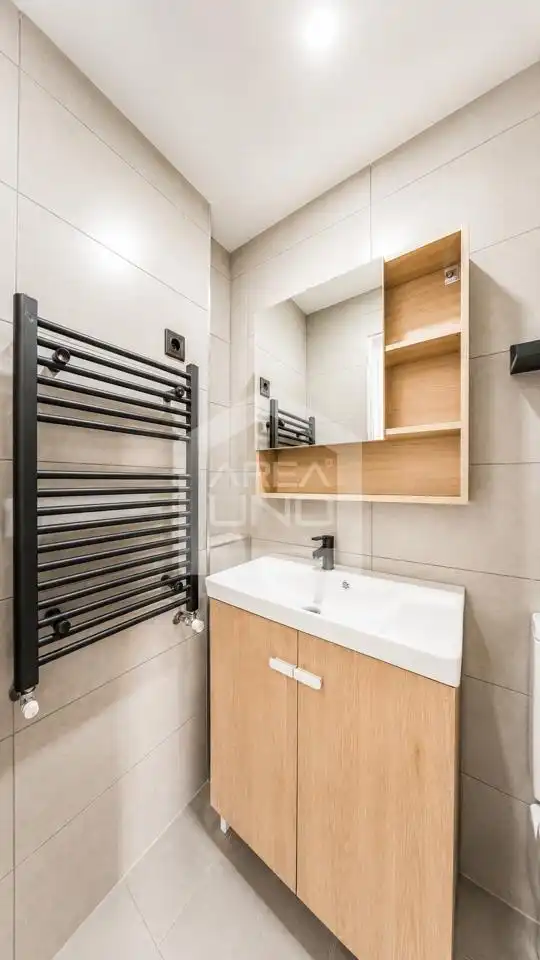 Badezimmer von Wohnung zur Miete in Alcorcón mit Heizung und Gemeinschaftspool