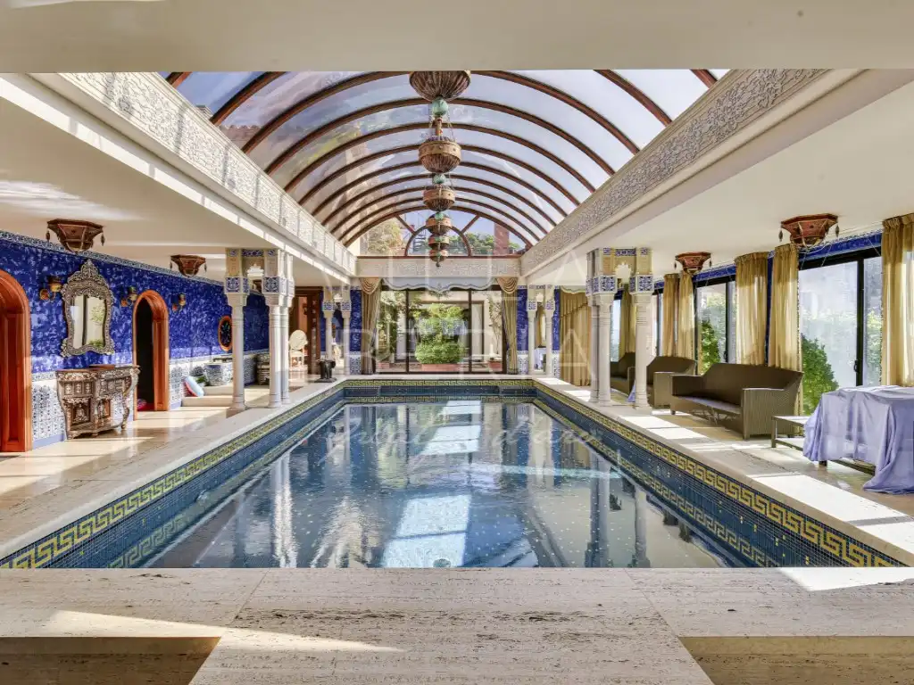 Piscina de Casa o chalet en venta en Castell d'Aro, Platja d'Aro i s'Agaró con Aire acondicionado, Calefacción y Jardín privado