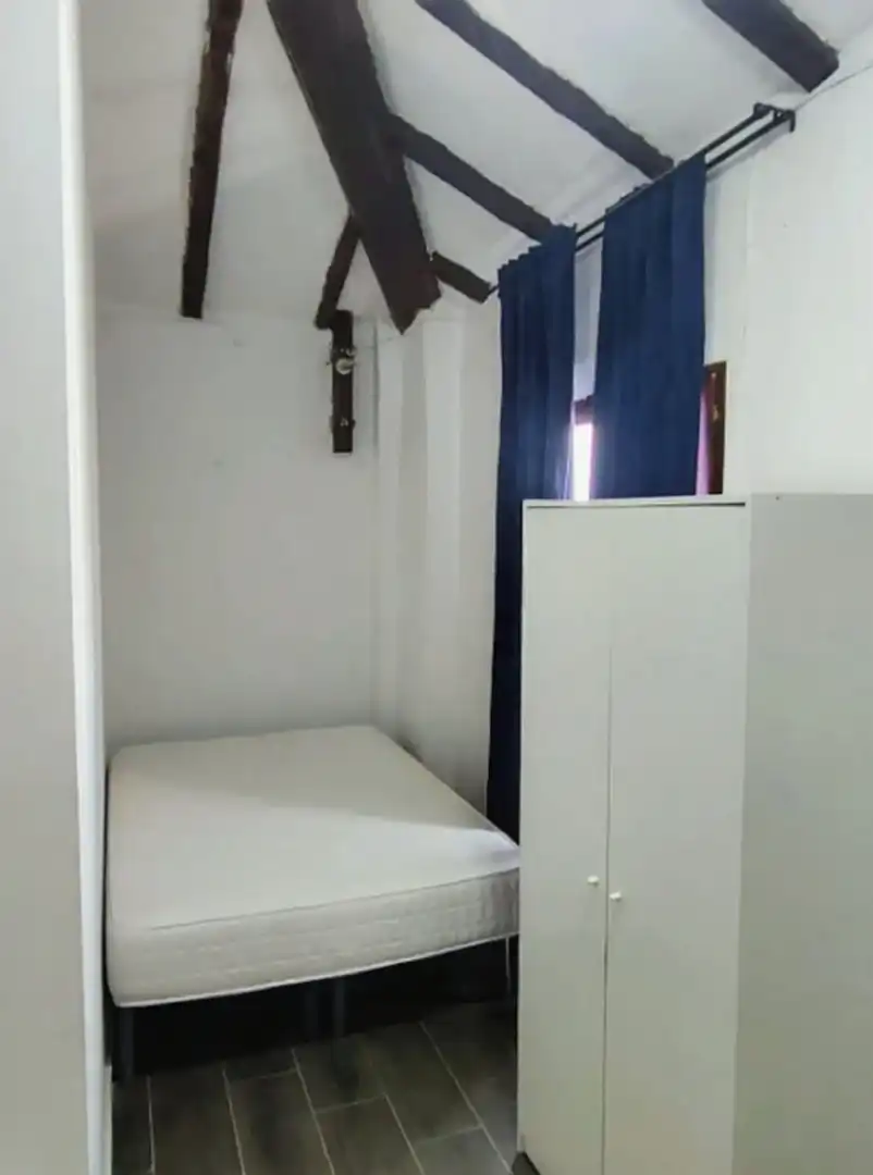Habitación de Estudio de alquiler en Xàtiva con Aire acondicionado, Amueblado y Horno
