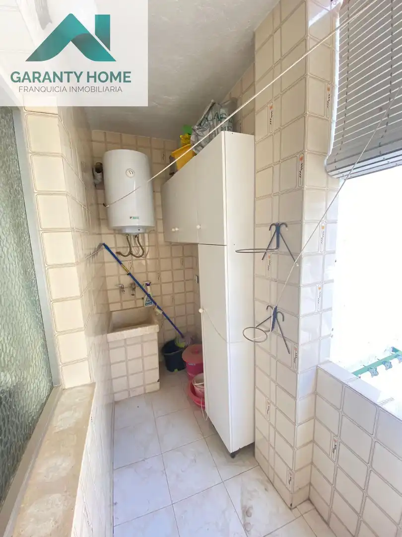 Baño de Piso en venta en Torredonjimeno con Amueblado