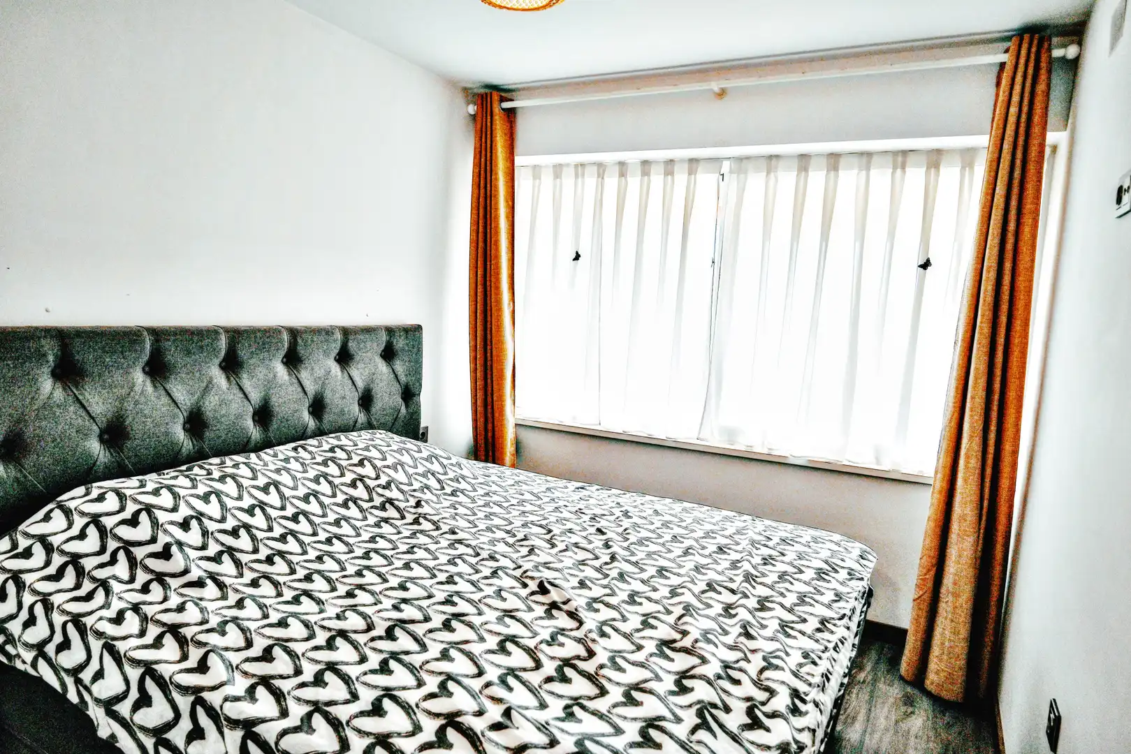 Habitación de Apartamento en venta en Torremolinos con Aire acondicionado, Amueblado y Alarma