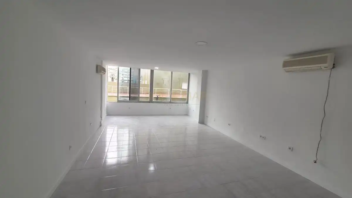 Local comercial en venda a Centro, imagen 17