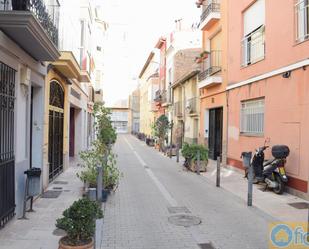 Vista exterior de Casa adosada en venda en Castellón de la Plana / Castelló de la Plana amb Terrassa i Balcó