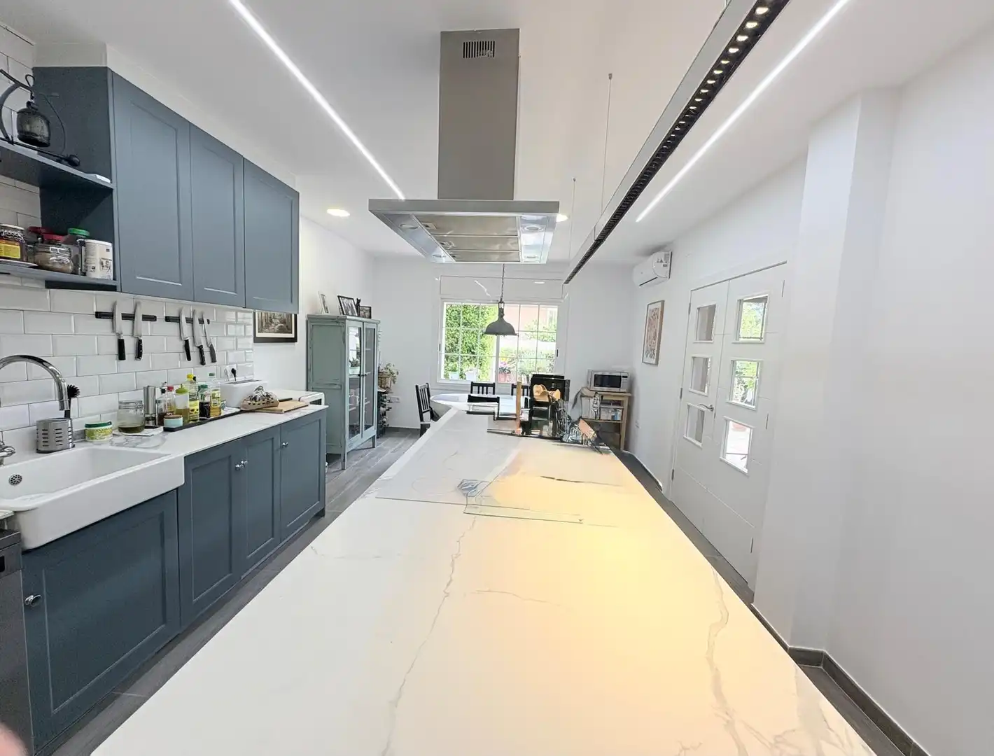 Cocina de Casa o chalet en venta en Corbera de Llobregat con Aire acondicionado, Calefacción y Jardín privado