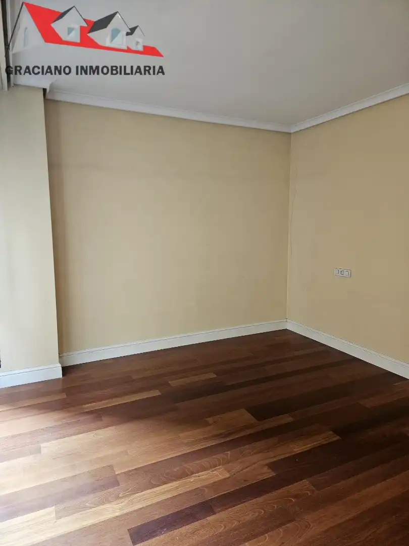 Schlafzimmer von Wohnung zum Verkauf in Albacete mit Heizung