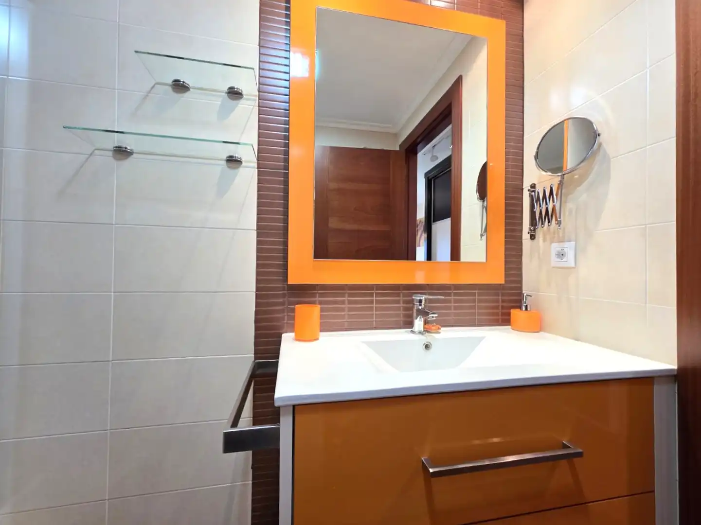 Baño de Piso de alquiler en Siero con Calefacción, Parquet y Trastero