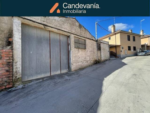 Nave industrial en Venta en Zuera