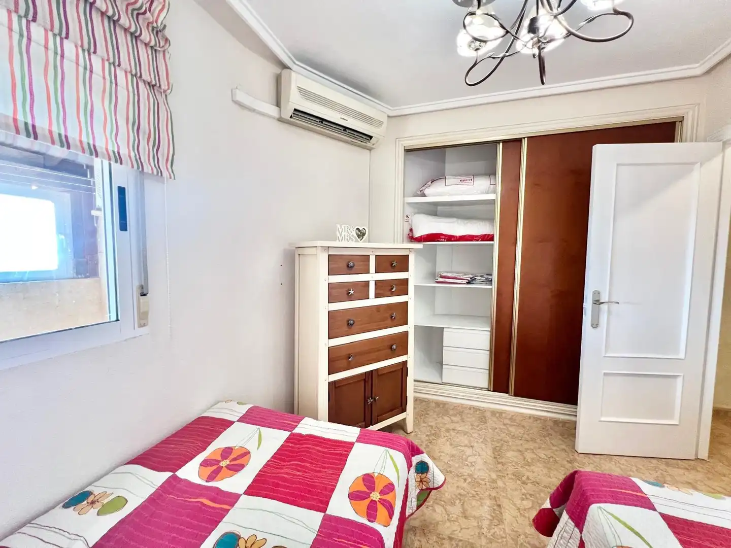 Habitación de Ático de alquiler en Torrevieja con Aire acondicionado, Calefacción y Terraza