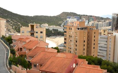 Vista exterior de Dúplex en venda en Benidorm amb Aire condicionat, Calefacció i Terrassa