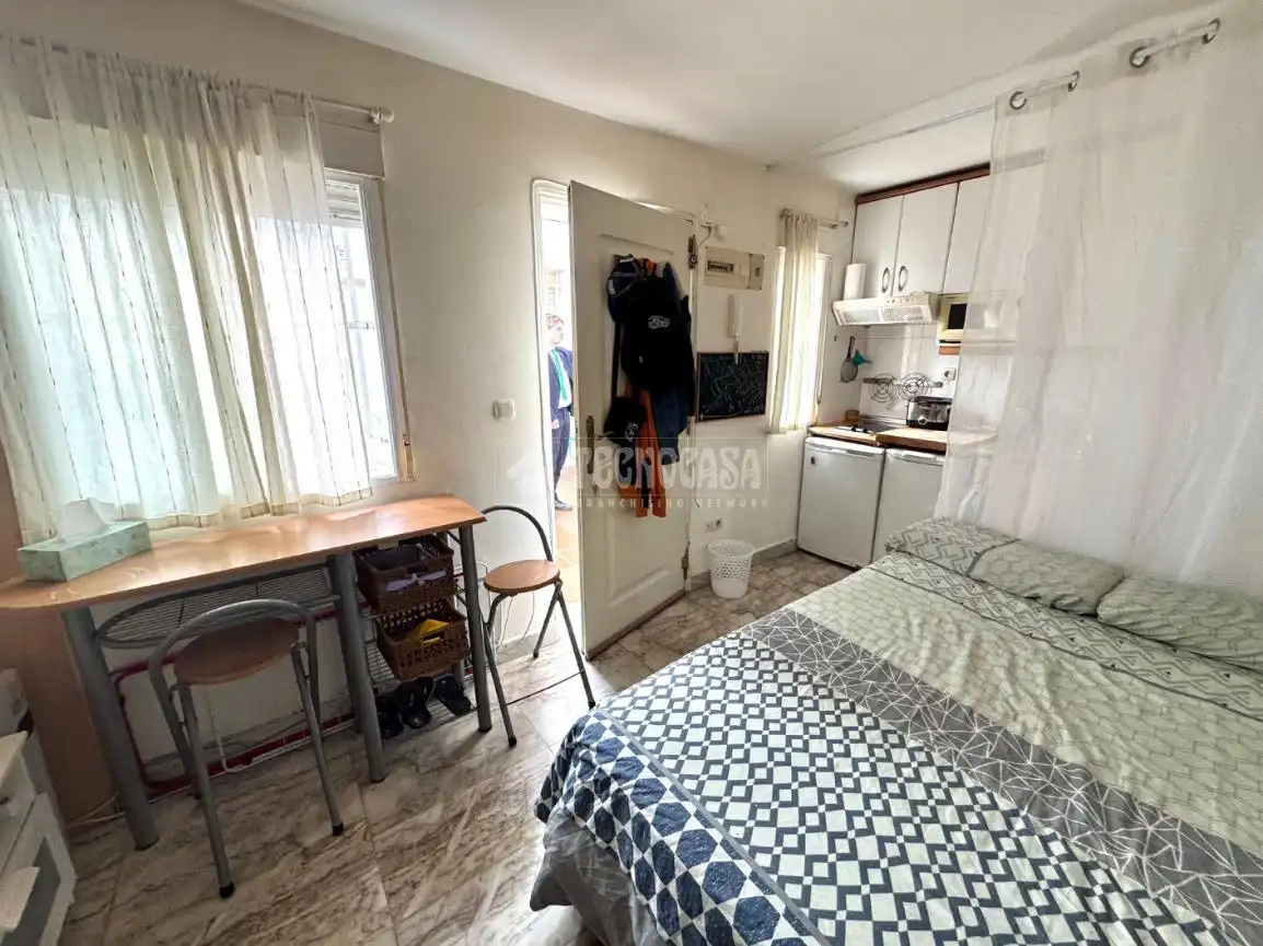 Bedroom of Study for sale in Madrid