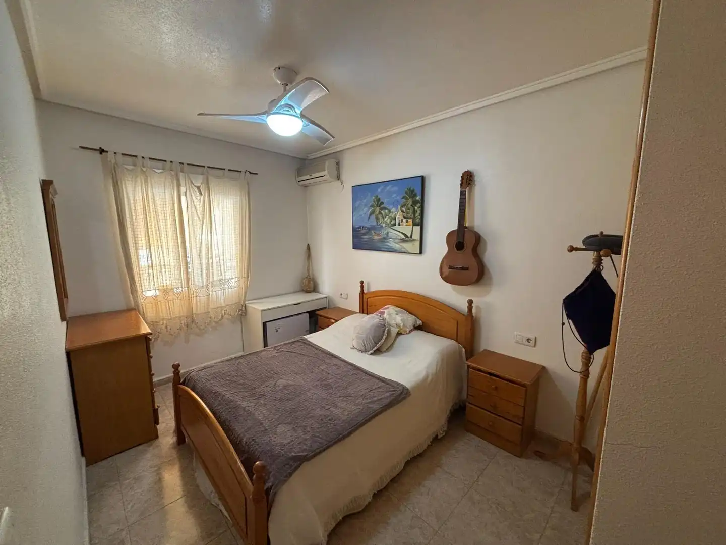 Habitación de Ático en venta en Torrevieja con Aire acondicionado, Calefacción y Terraza