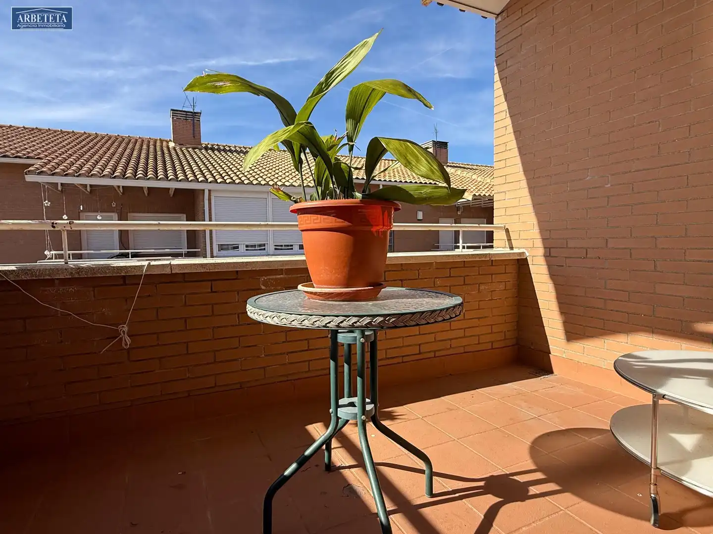 Terraza de Casa adosada en venta en Torija con Aire acondicionado y Terraza