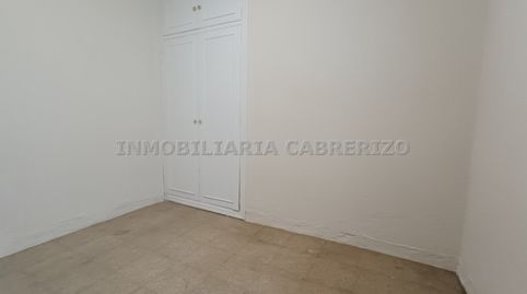 Foto 2 de Piso en venta en Calle Doctor Múgica, 15, Gran Via, Logroño