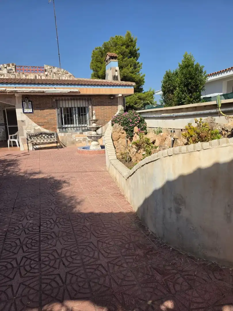 Jardí de Casa o xalet en venda en Llíria amb Aire condicionat, Jardí privat i Terrassa