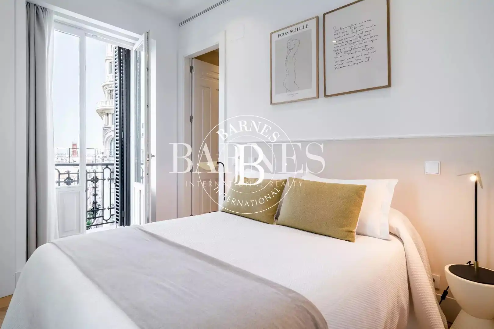 Habitación de Piso de alquiler en Madrid con Aire acondicionado, Calefacción y Amueblado