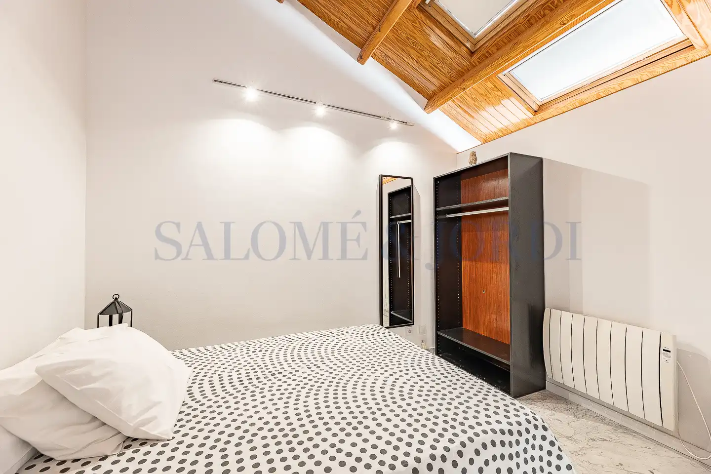 Habitación de Casa o chalet en venta en Cabrils con Aire acondicionado, Calefacción y Jardín privado
