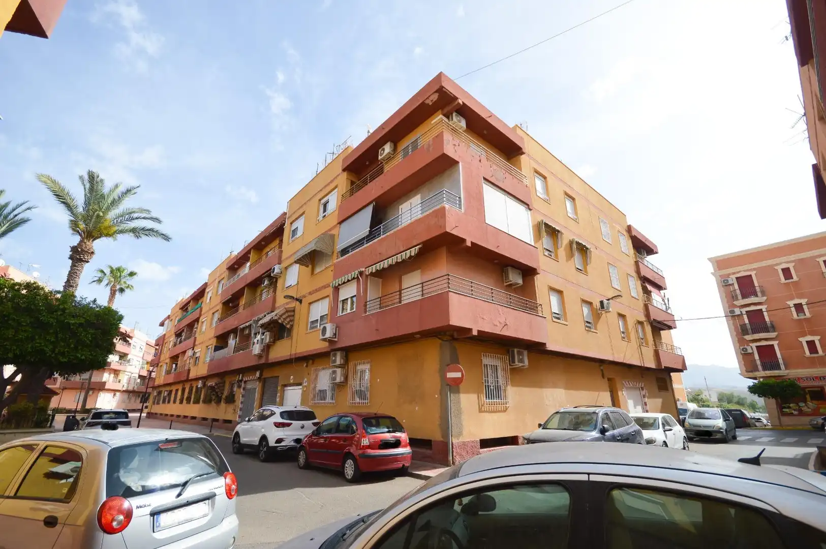 Außenansicht von Wohnung zum Verkauf in Benahadux mit Klimaanlage, Heizung und Terrasse