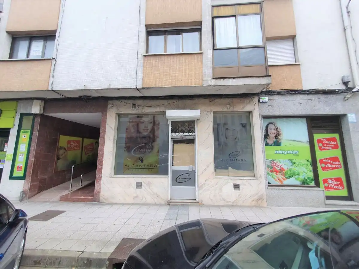 Local commercial à vendre à Grado