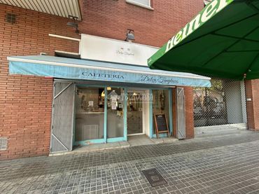 Local commercial à vendre à Centre - Sant Oleguer