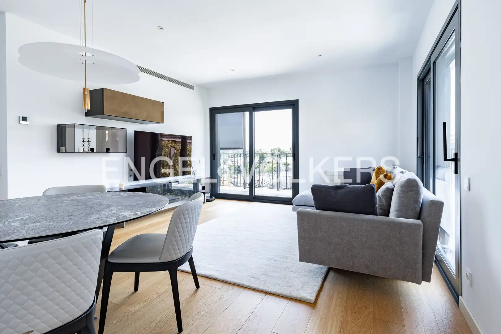 Sala de estar de Piso de alquiler en Barcelona con Aire acondicionado, Calefacción y Parquet
