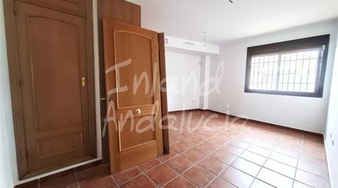 Foto 4 de Apartament en venda a Alcaucín, Málaga