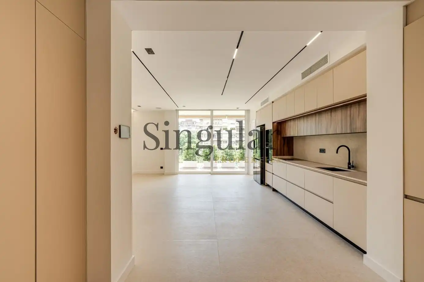Cocina de Piso en venta en Barcelona con Aire acondicionado, Calefacción y Terraza