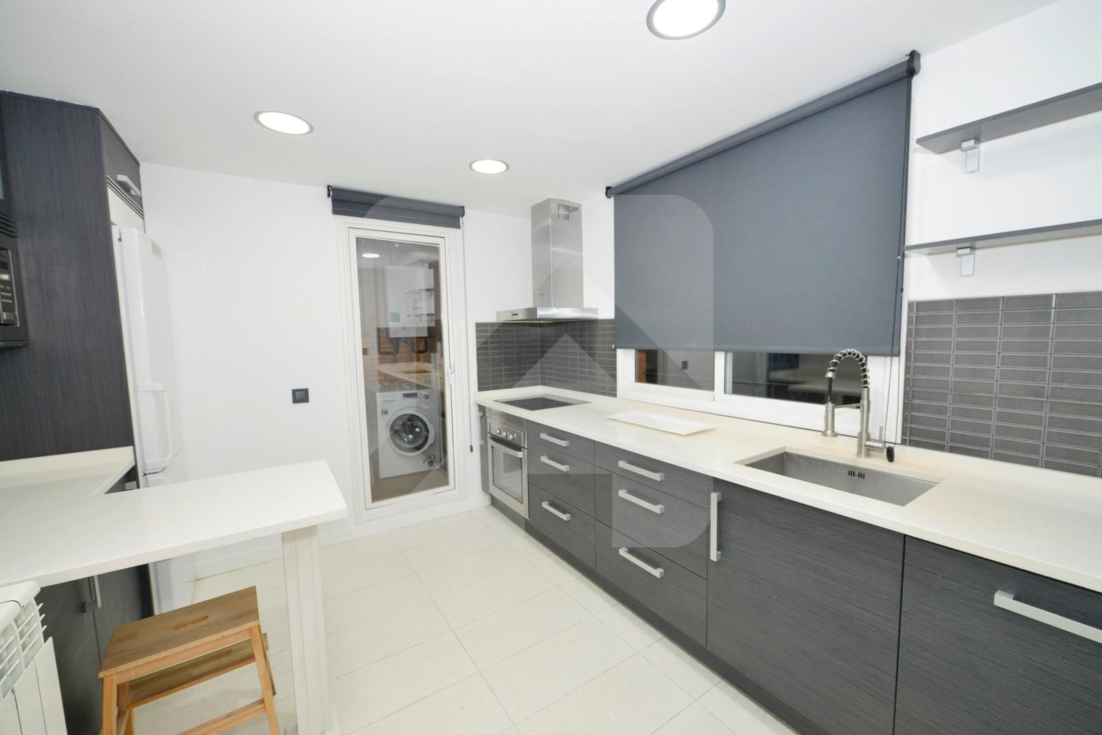 Cocina de Piso de alquiler en Valdemoro con Aire acondicionado, Calefacción y Trastero