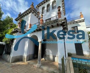 Exterior view of House or chalet for sale in  Sevilla Capital  with Swimming Pool