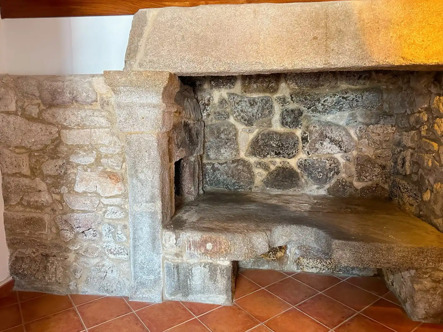 Casa adosada de lloguer en Outes amb Moblat, Forn i Microones