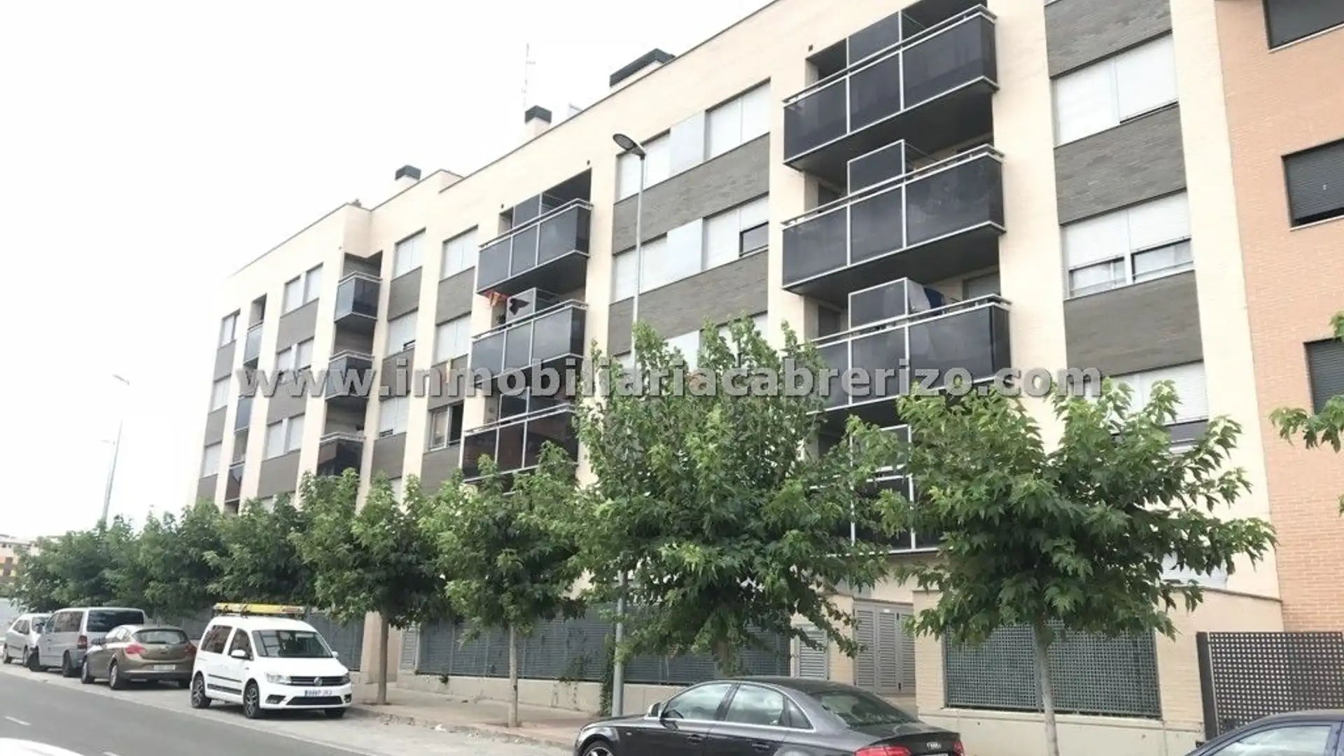 Garaje en venta en Calle Río Duero, 9, Lardero