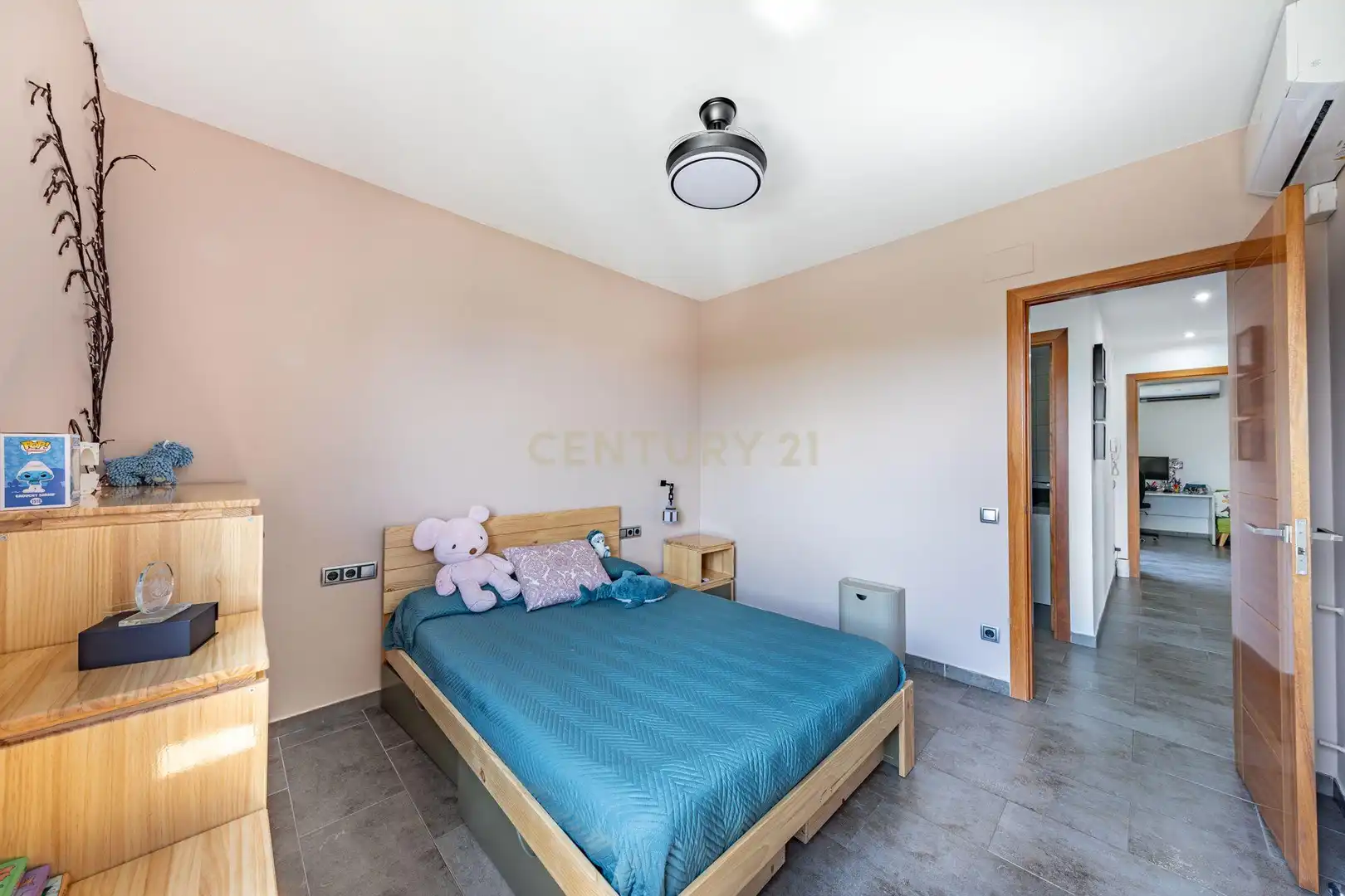 Dormitori de Casa o xalet en venda en Lliçà d'Amunt amb Aire condicionat, Piscina i Alarma