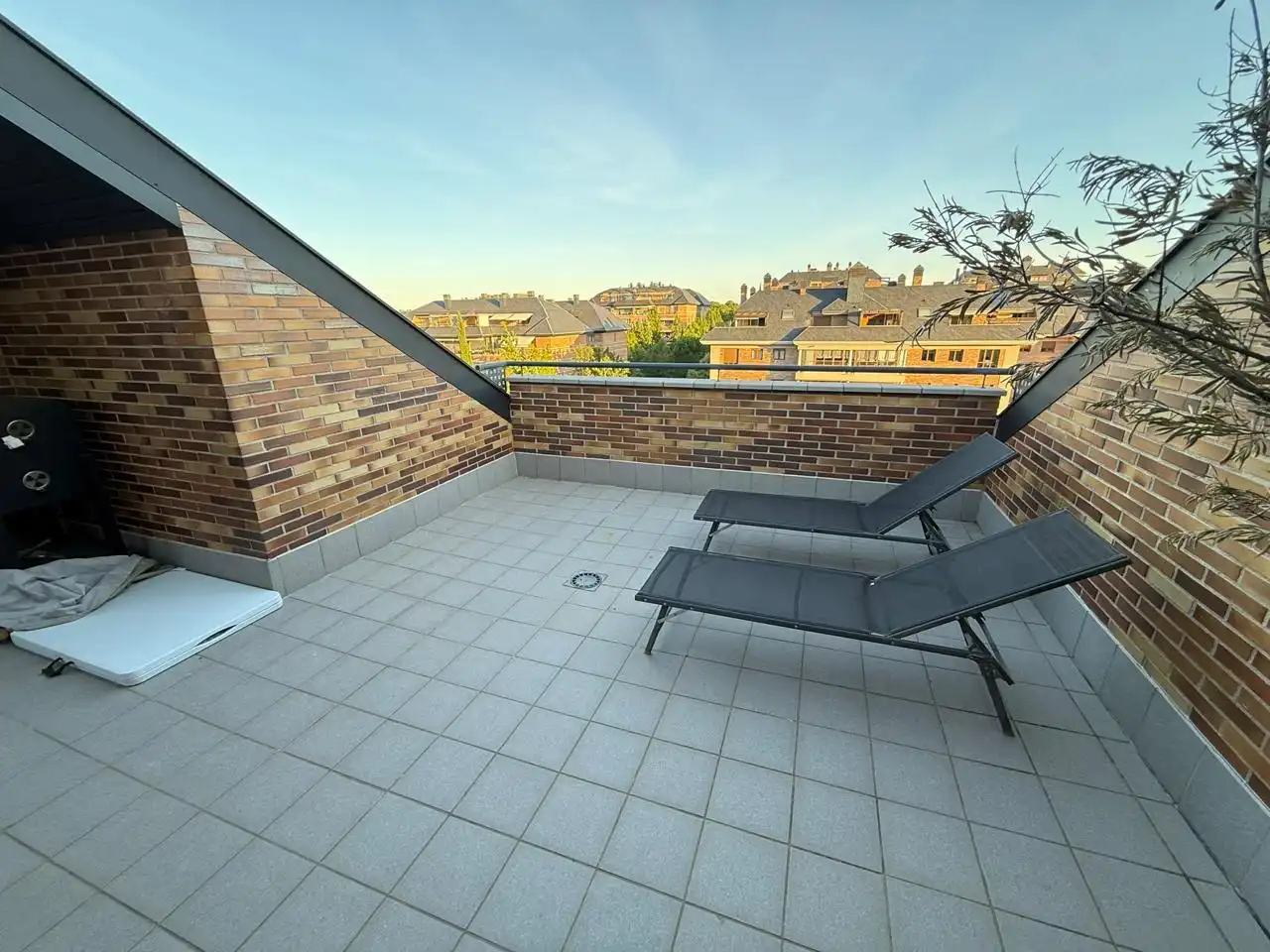 Terrasse von Wohnung zur Miete in Majadahonda mit Klimaanlage, Heizung und Terrasse