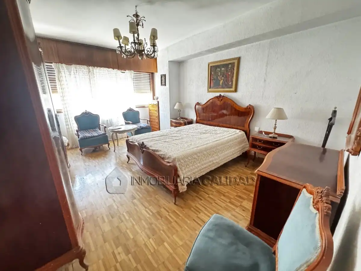 Bedroom of Flat for rent in Burgos  with Heating, Furnished and Pets allowed