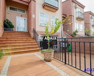 Vista exterior de Casa o xalet en venda en Cáceres Capital amb Aire condicionat i Terrassa