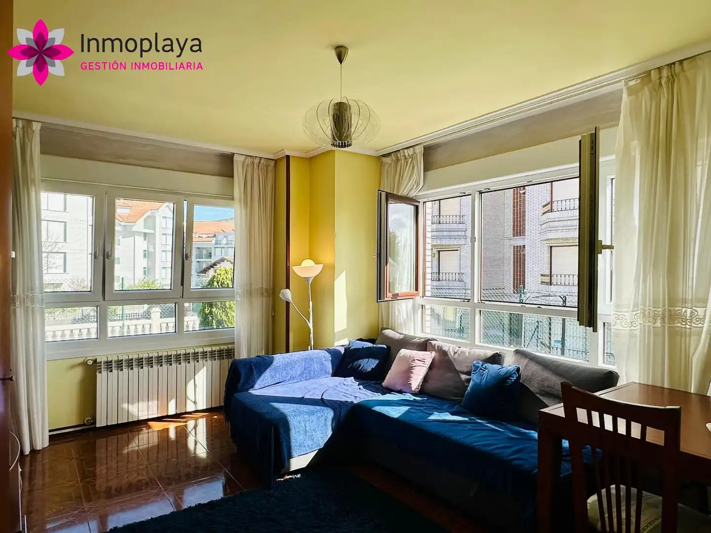 Sala de estar de Planta baja en venta en Noja con Calefacción, Jardín privado y Terraza