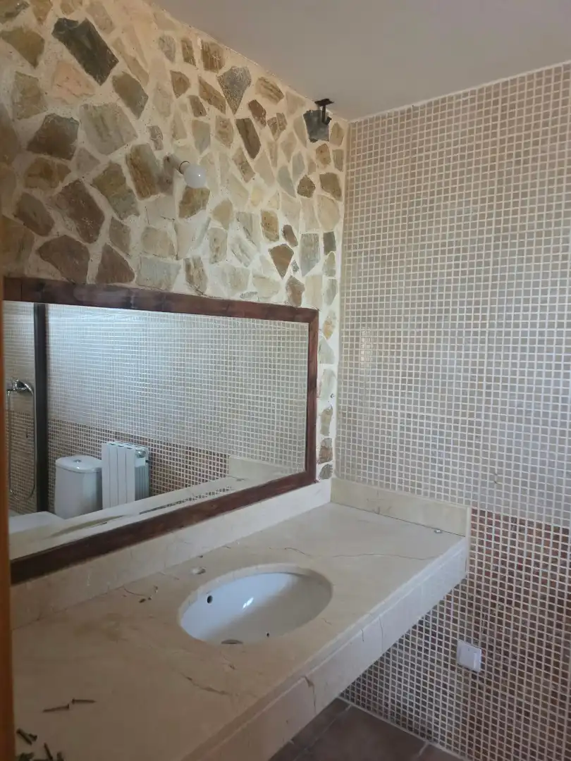 Bany de Casa o xalet en venda en Villamiel de Toledo