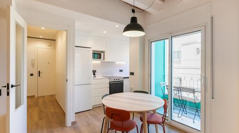 Foto 3 de Apartamento de alquiler en El Camp de l'Arpa del Clot, Barcelona
