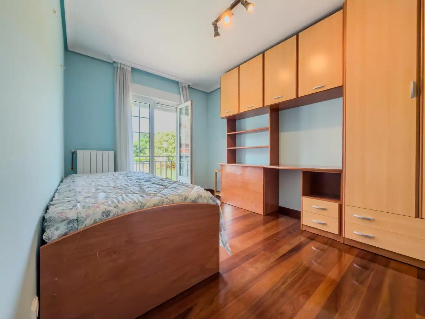 Dormitori de Casa adosada en venda en Villaescusa (Cantabria) amb Calefacció i Parquet