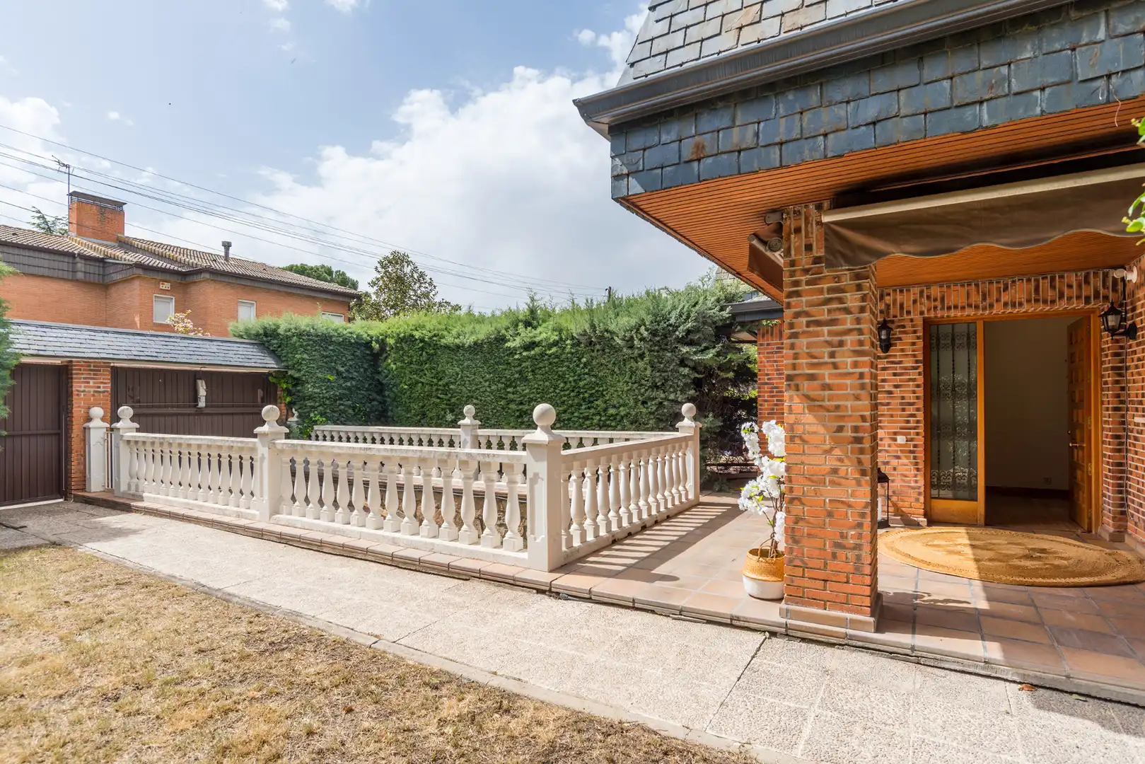 Terrace of Houses for sale in Pozuelo de Alarcón  with Air Conditioner, Heating and Private garden