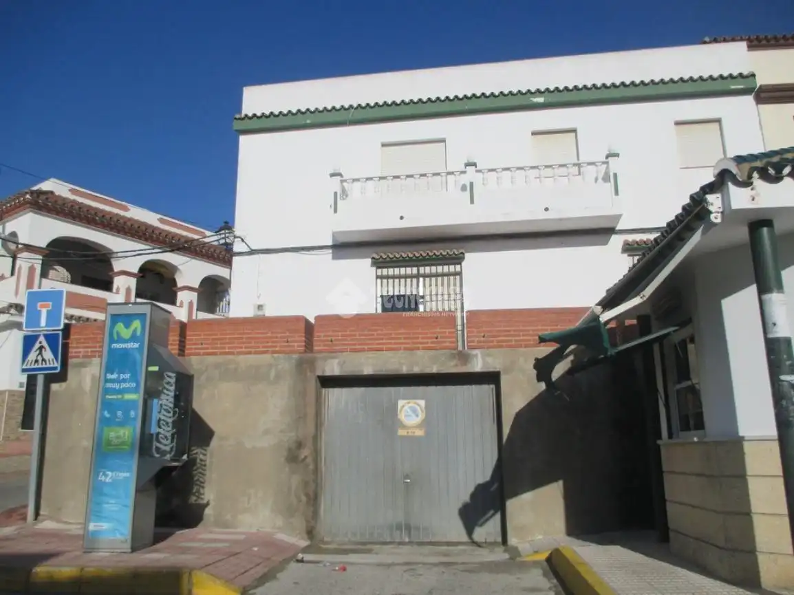 Casa adosada en venda a Taraguilla- Estación