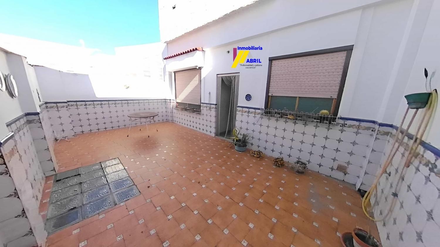 Terrassa de Casa o xalet en venda en Tavernes de la Valldigna