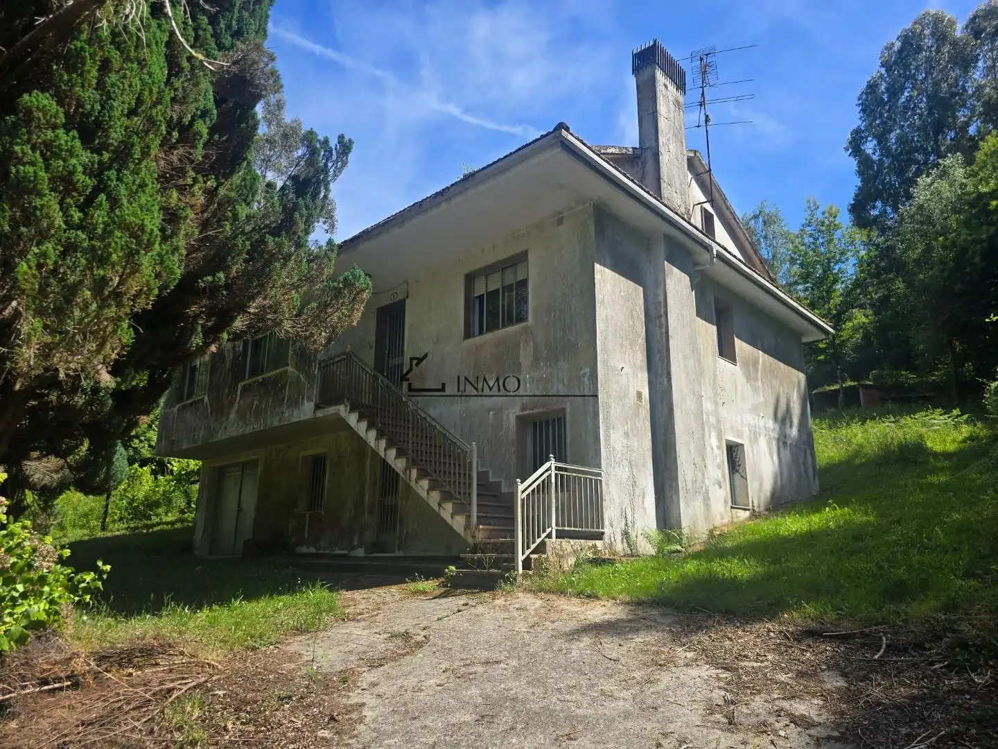 Vista exterior de Casa o xalet en venda en Forcarei amb Jardí privat