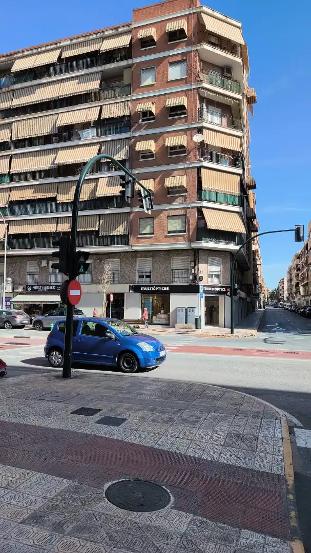 Pis amb terrassa en venda a Carrer Pere Joan Perpinyà