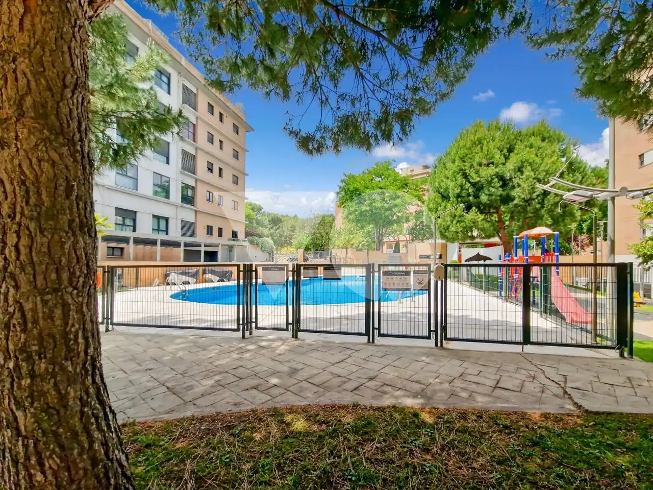 Piscina de Piso en venta en Madrid con Aire acondicionado, Calefacción y Trastero