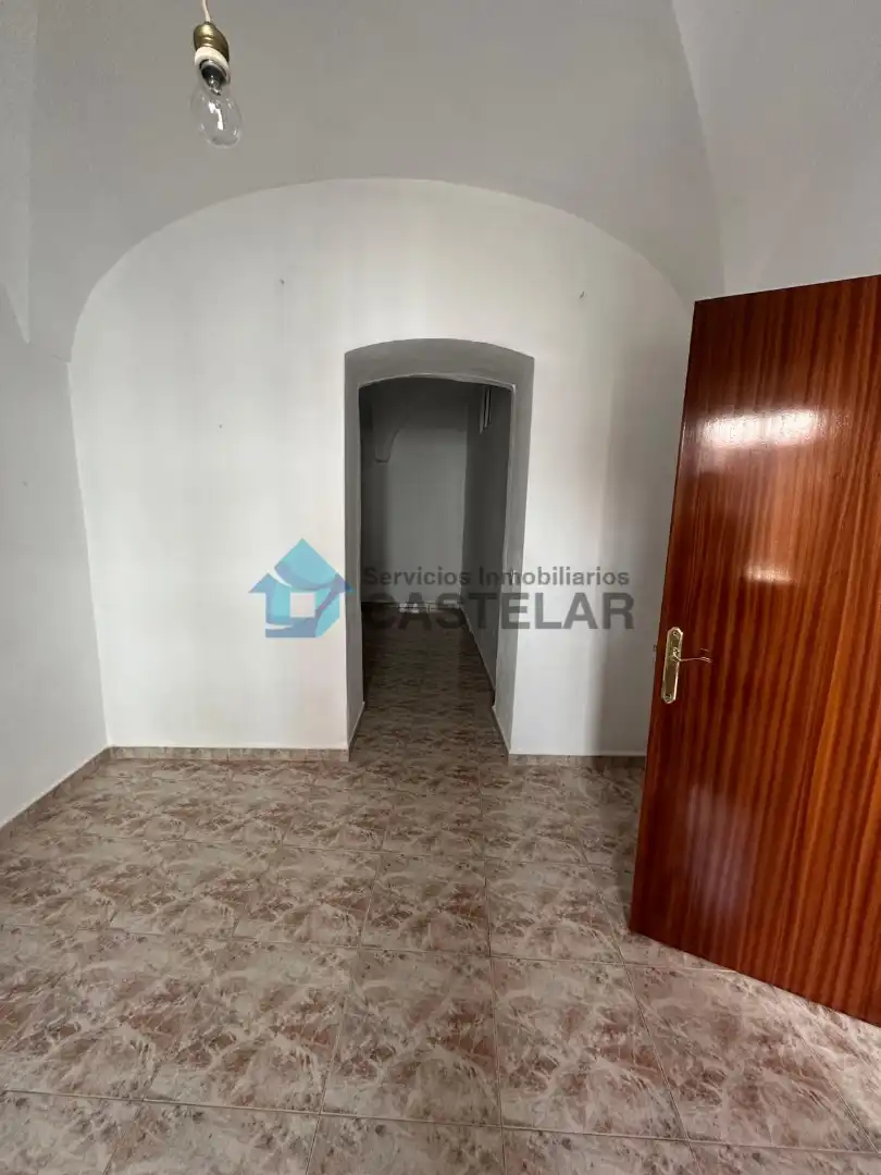 Casa adosada en venta en Oliva de la Frontera
